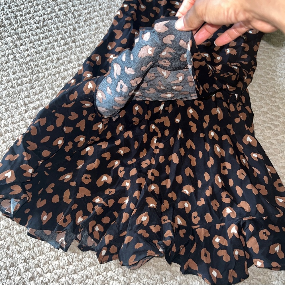 SELFIE LESLIE Hey Girl Ruffle Hem Romper Animal Print SIZE: Medium - Picture 12 of 13